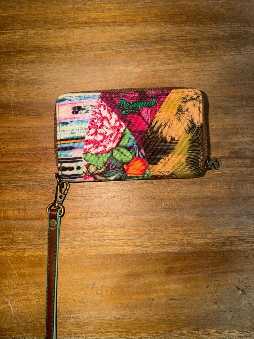Desigual compact wristlet